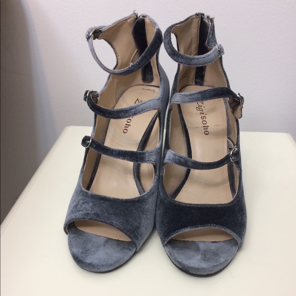 Zigi Soho velveteen block heels